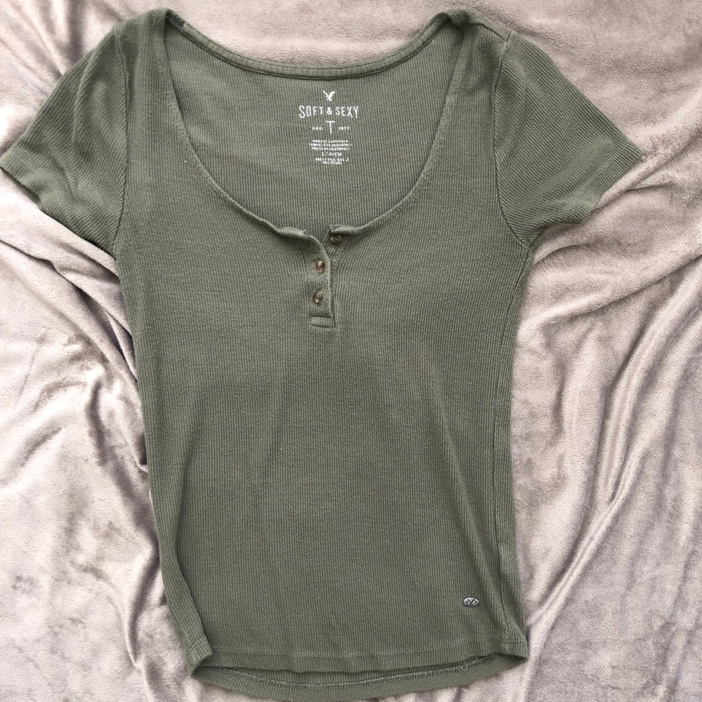 Soft & Sexy Tee AE